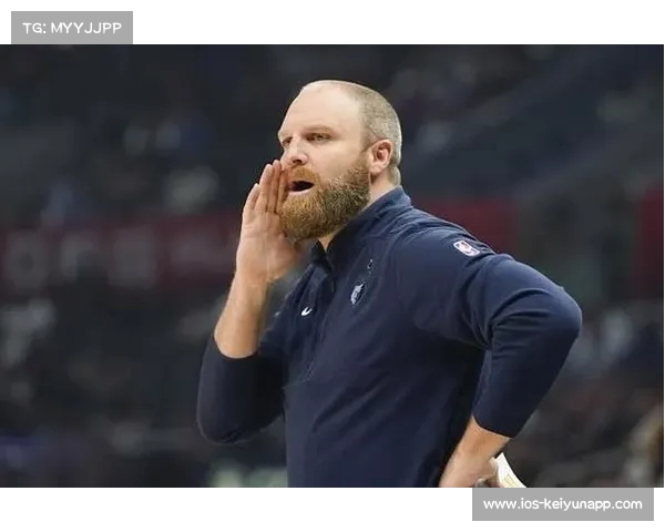 灰熊临时主帅称追梦为防守智商顶尖球员如同马尔蒂尼中心 灰熊临时主帅称追梦为防守智商顶尖球员如同马尔蒂尼中心